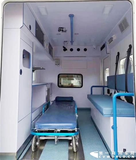 一家医院配几辆救护车