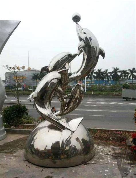 三亚大型玻璃钢主题雕塑供货商