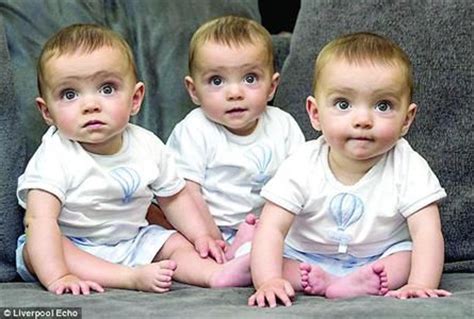 三胞胎的孩子取名简单