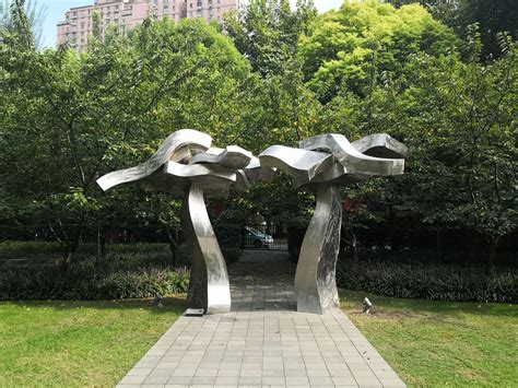 上城区公园景观雕塑介绍