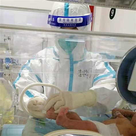 上海一名2岁宝宝感染新冠