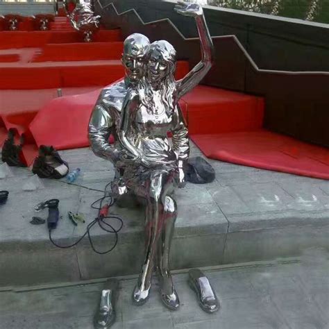上海不锈钢人物雕塑价格