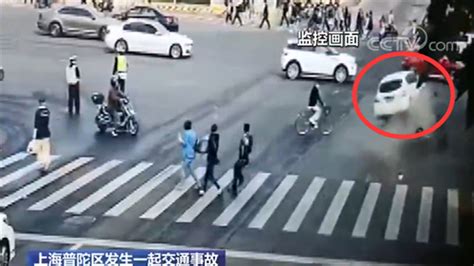 上海司机闯红灯致5死9伤