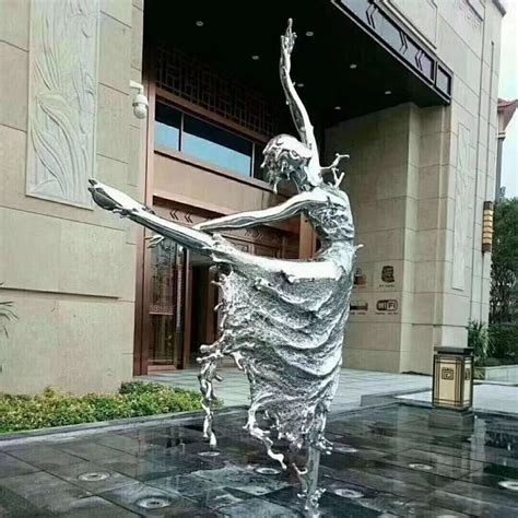 上海定制人物雕塑公司