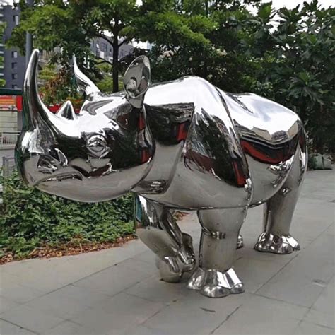 不锈钢动物雕塑犀牛