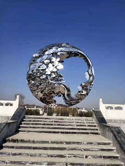 不锈钢广场圆球雕塑