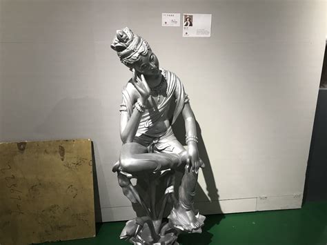 不锈钢雕塑厂家佛像