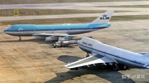 两架波音747跑道相撞
