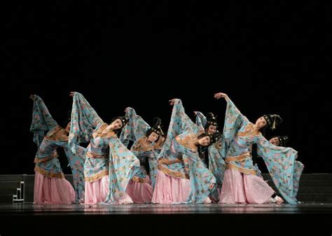 中国古风舞震惊外国人的视频
