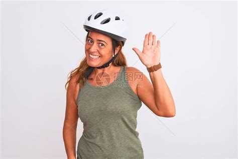中年女人梦中骑自行车