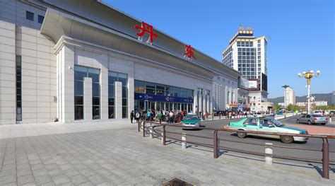丹东火车站图片