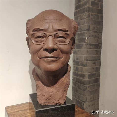 乌海名人肖像雕塑工程