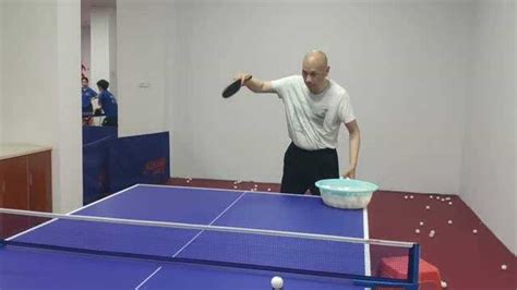 乒乓球直板发球的技巧视频
