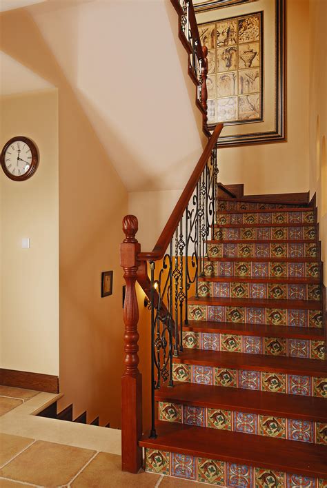 二层复式楼梯设计