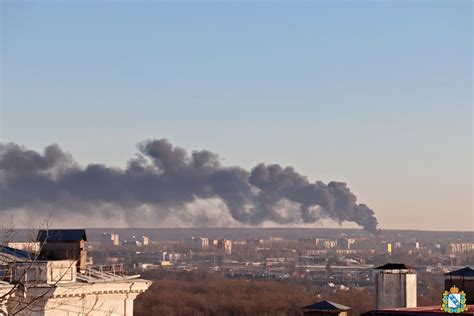 俄乌一空军基地发生爆炸
