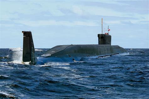 俄罗斯新核潜艇搭载神秘武器