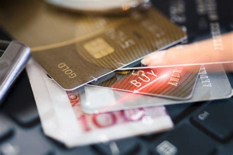 信用卡欠多少钱在银行能查出来吗