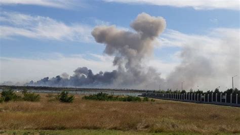 克里米亚俄军军用机场被轰炸
