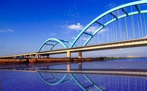 关于洪水的视频淮河大桥