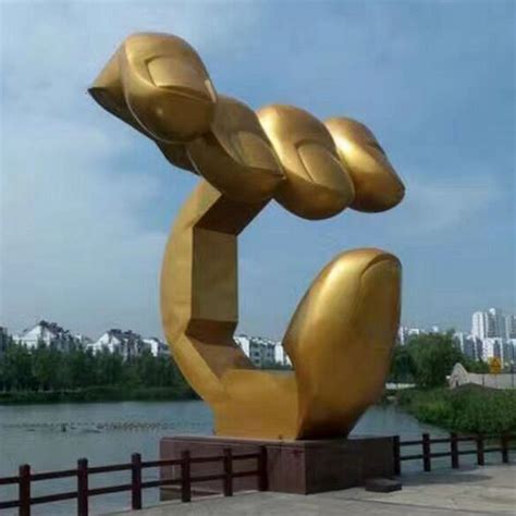 内蒙古大型不锈钢景观雕塑价格