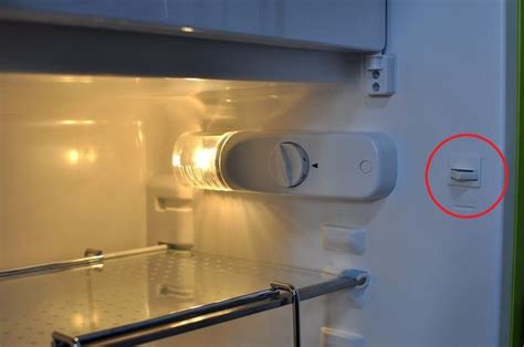 冰箱不制冷是什么原因灯也不亮了