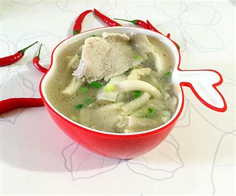 凤尾菇肉片汤做法