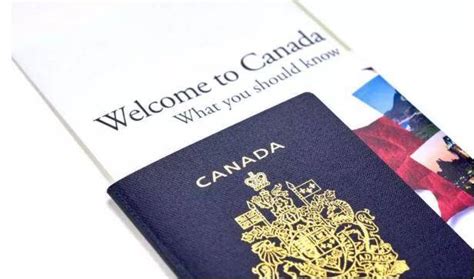 加拿大护照申请美国大学学费