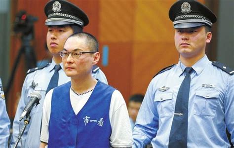 北京摔童案庭审