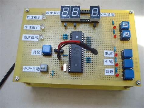 单片机控制传感器实例