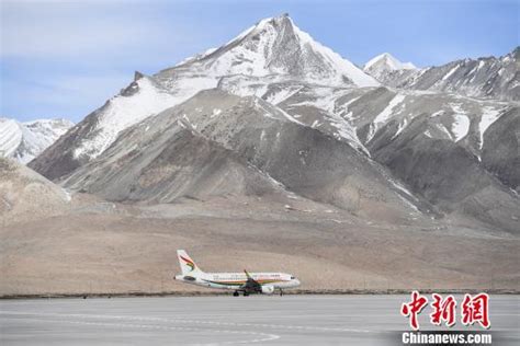 南航西藏机场起飞视频