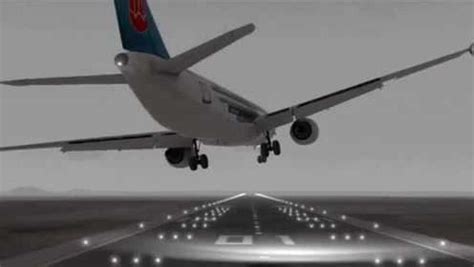 南航320飞机降落视频