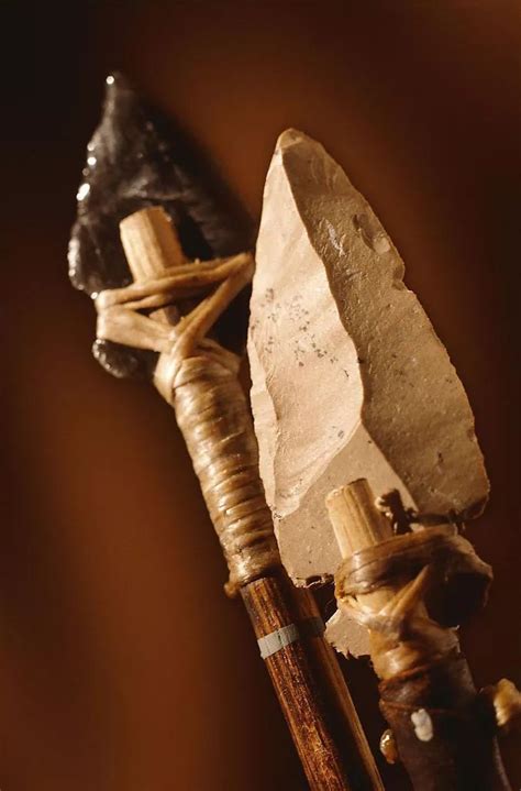 原始人用的石斧