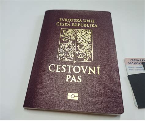 去捷克办签证需要什么材料