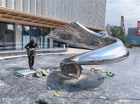 台州景观玻璃钢雕塑多少钱