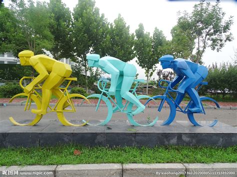各种自行车雕塑