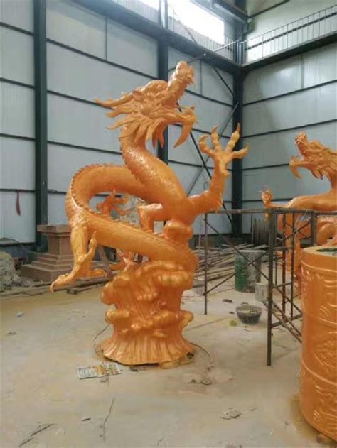 唐山玻璃钢雕塑工厂