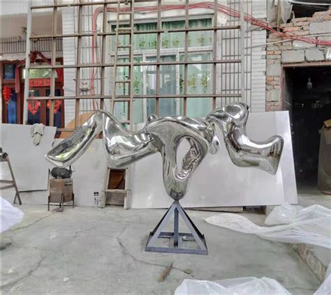 四川铸铝装饰雕塑