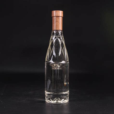 国缘v9老式普通玻璃瓶