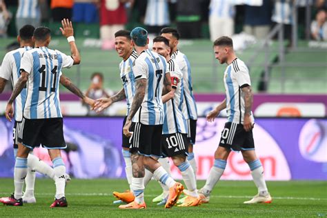 国足3-2阿根廷