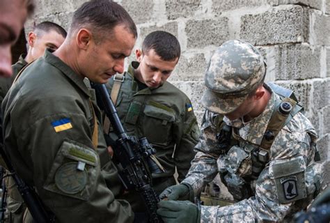在北约受训的乌克兰军队