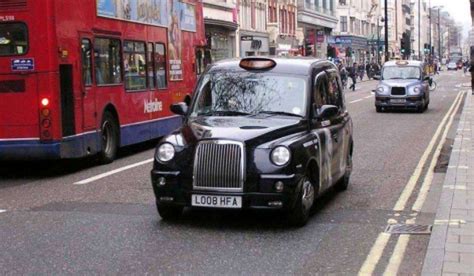 在英国叫出租车