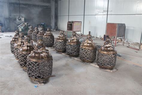 大庆铜铸雕塑厂