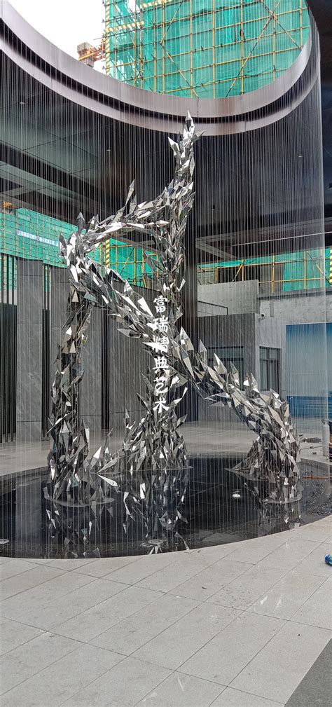 奉节广场玻璃钢雕塑定做