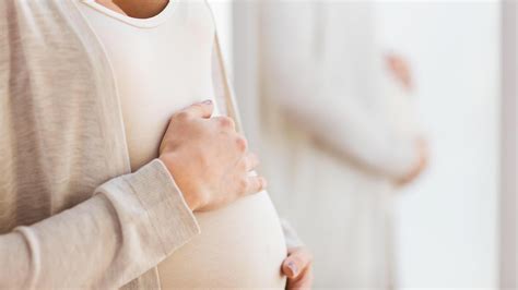 孕妇几个月容易长妊娠纹