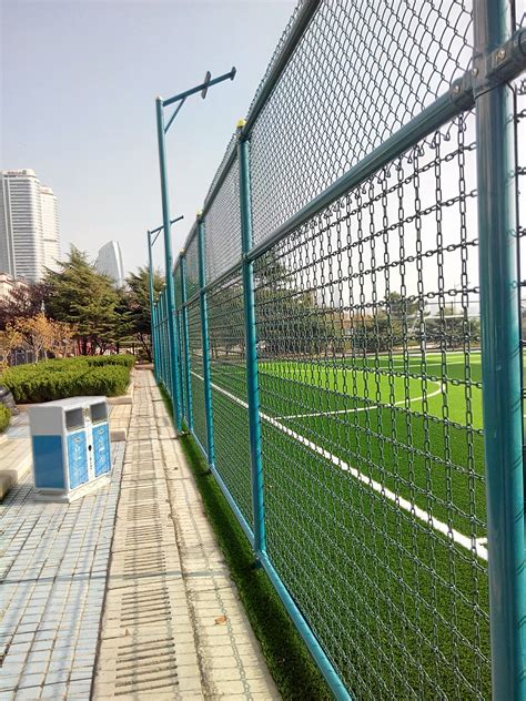 室内网球场围栏