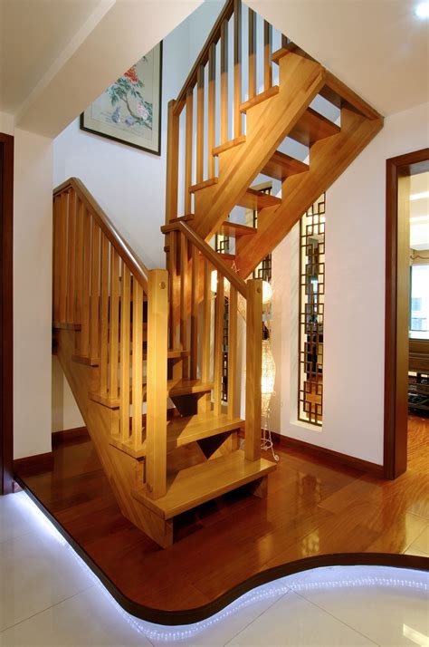 家装小实木楼梯