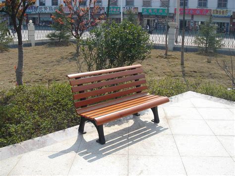山西忻州木质公园椅生产厂家直供