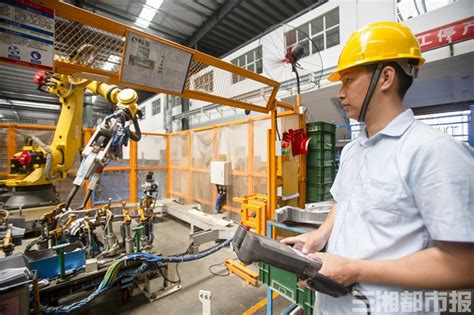 工业机器人应用与维护工资如何