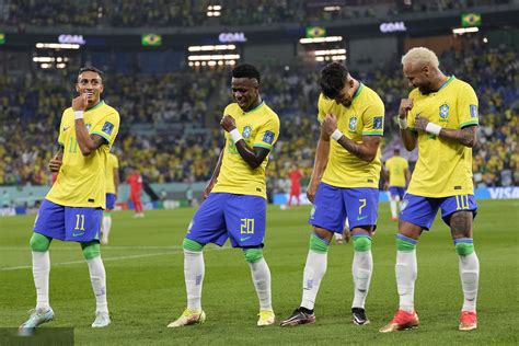 巴西vs韩国上半场比赛结果