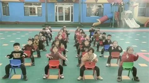 幼儿园元旦最火的舞蹈视频
